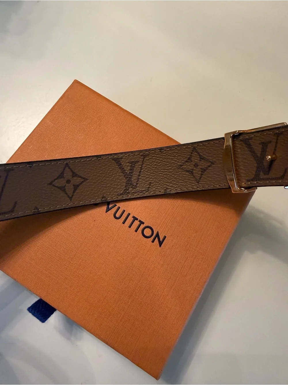 Louis Vuitton Monogram Reversible Belt. 90.